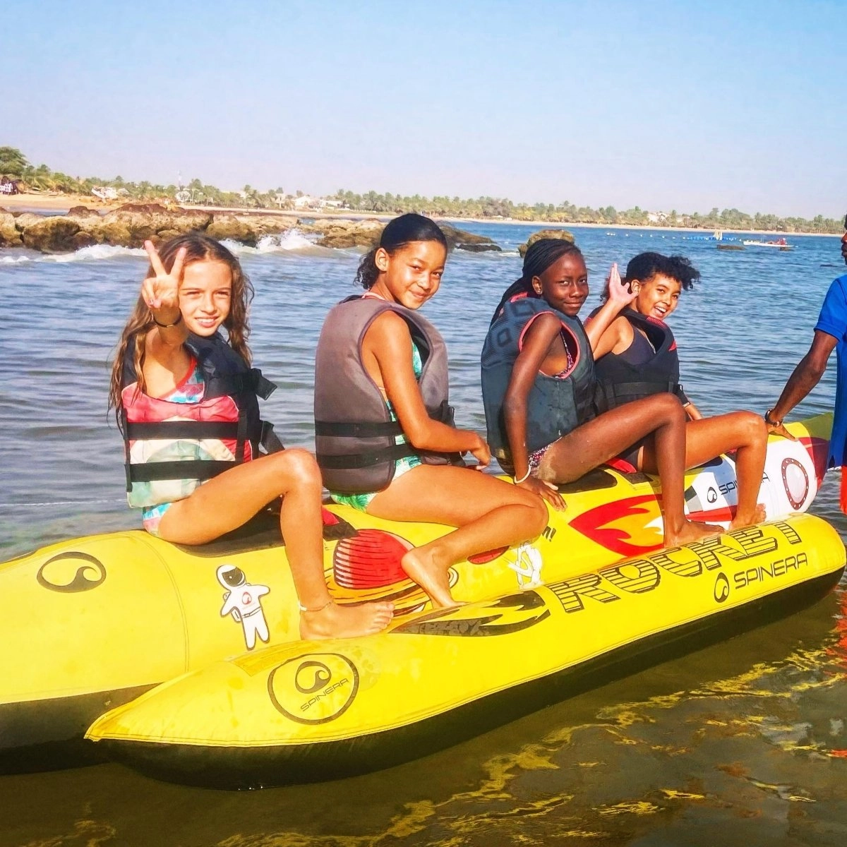 Bouée tractée · Dakar Agency