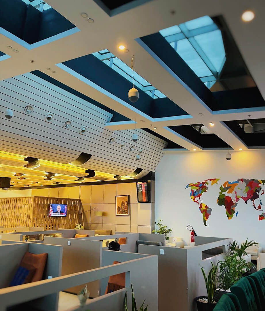 Polygon Lounge — Restaurant à Dakar · Dakar Agency